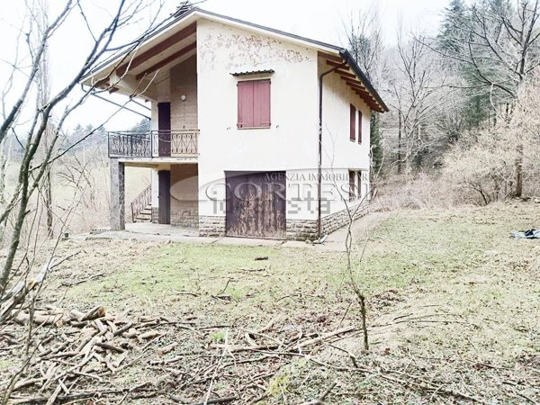 casa indipendente in vendita a Borgo Pace in zona Parchiule