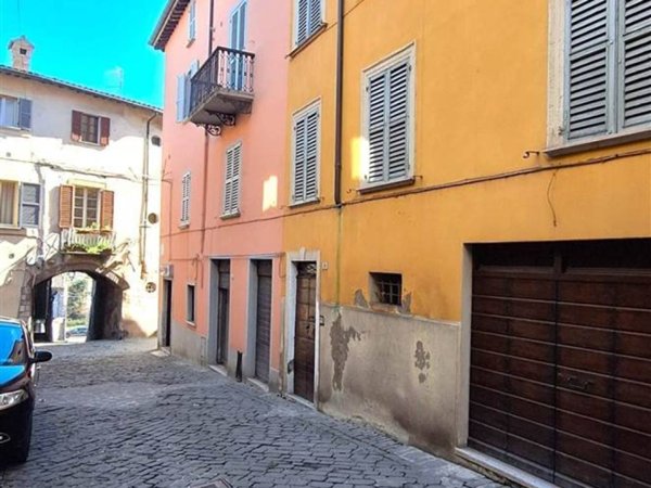 casa indipendente in vendita a Cagli