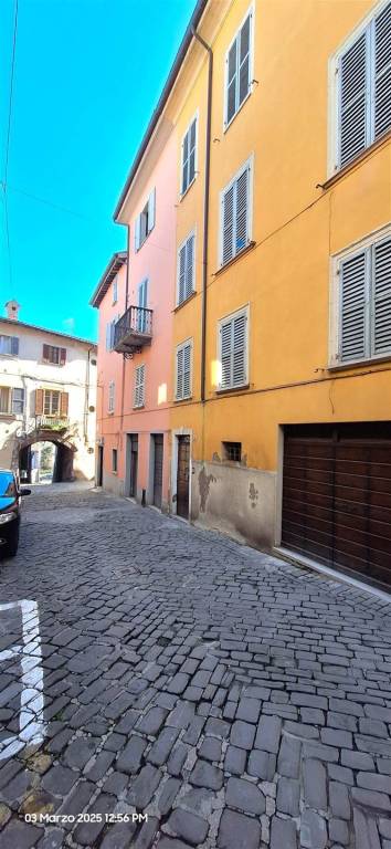 casa indipendente in vendita a Cagli