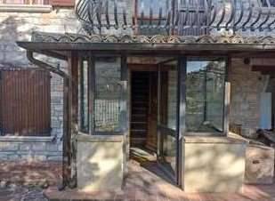casa indipendente in vendita a Cagli
