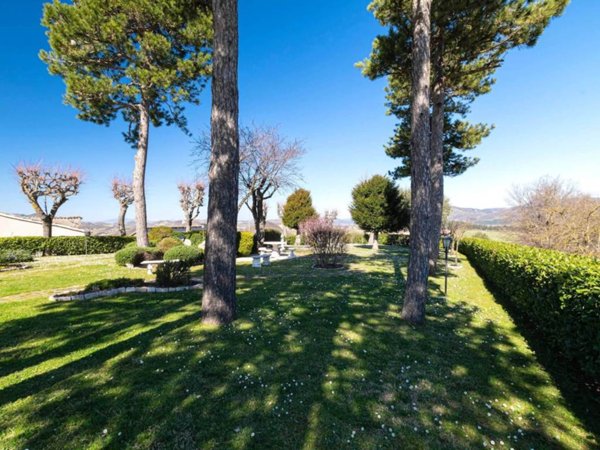 casa indipendente in vendita a Cagli