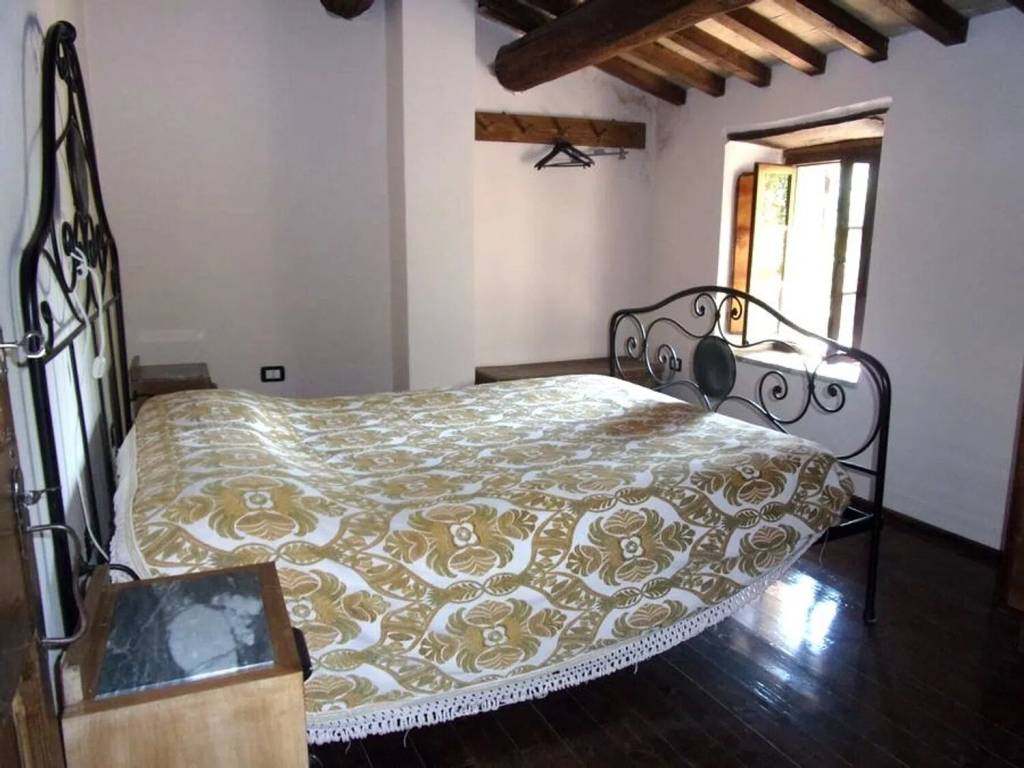 casa indipendente in vendita a Cagli