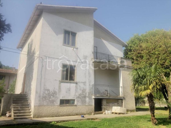 appartamento in vendita a Cagli in zona Pianello