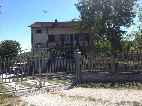 appartamento in vendita a Cagli in zona Acquaviva