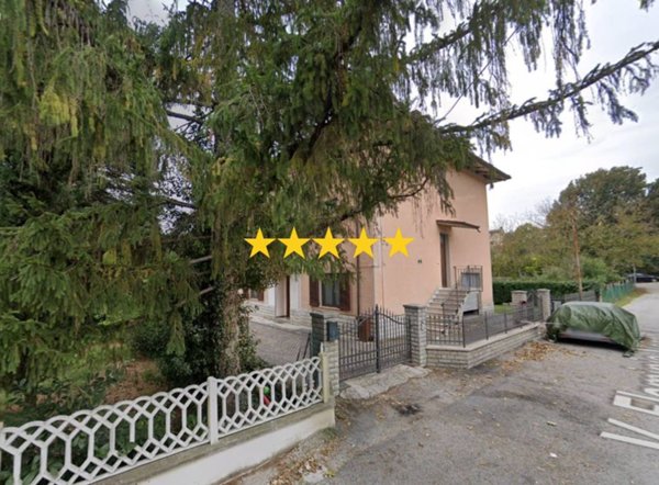 casa indipendente in vendita a Cagli