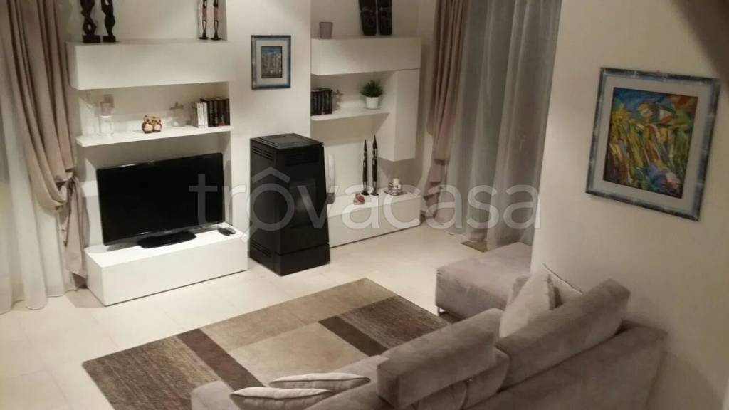 casa indipendente in vendita a Cagli