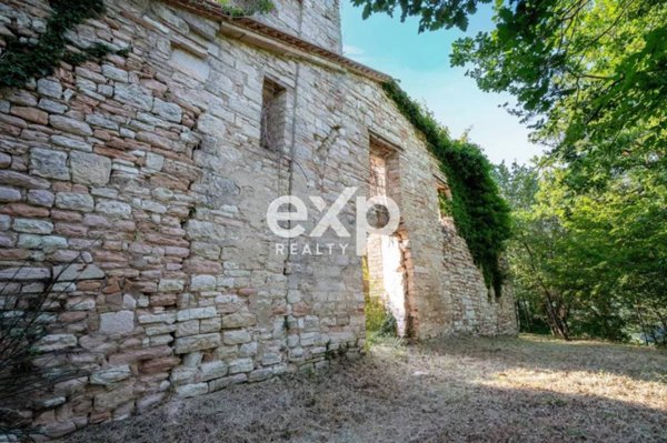 casa indipendente in vendita a Cagli