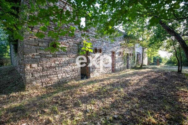 casa indipendente in vendita a Cagli