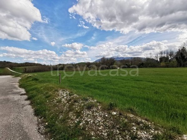 terreno edificabile in vendita a Cagli in zona Smirra