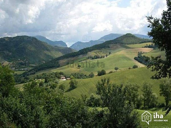 casa indipendente in vendita a Cagli