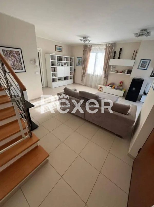 casa indipendente in vendita a Cagli