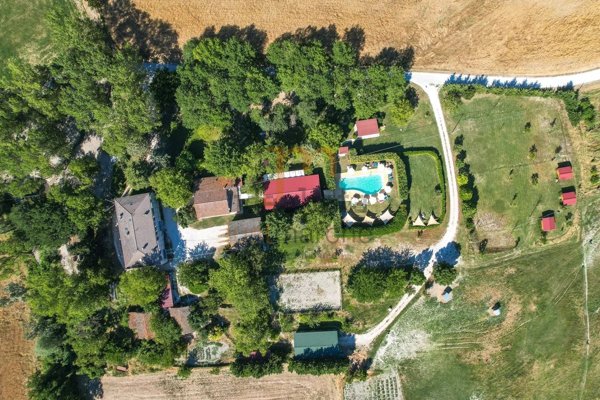 casale in vendita a Cagli