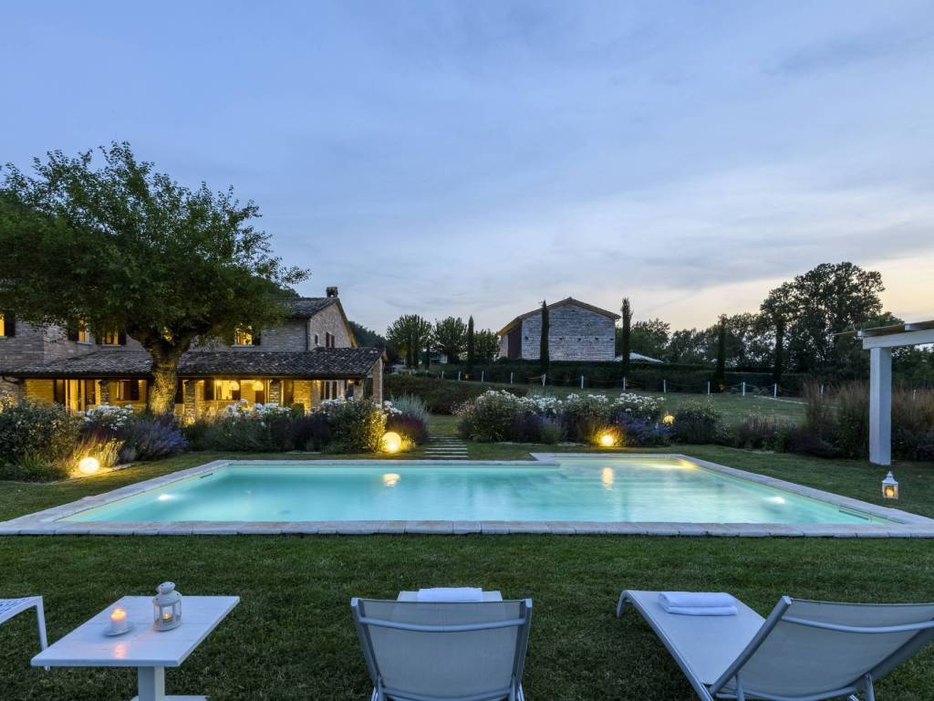 casale in vendita a Cagli