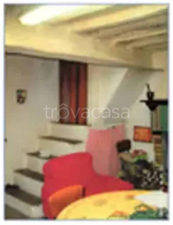 casa indipendente in vendita a Cagli