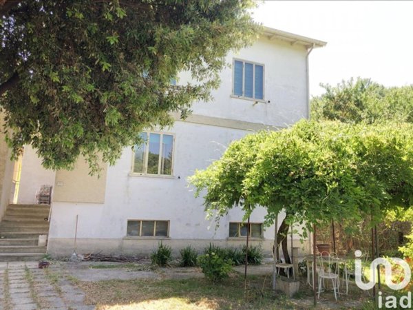 appartamento in vendita a Cagli in zona Pianello