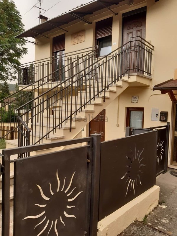 casa indipendente in vendita a Cagli