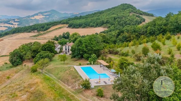 casa indipendente in vendita a Cagli