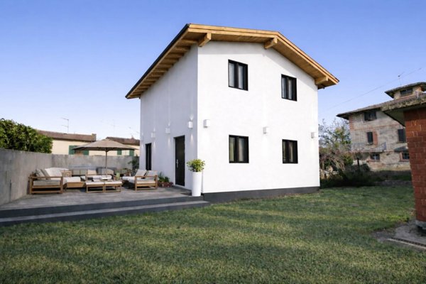 casa indipendente in vendita a Cagli in zona Pianello