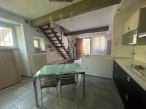 casa indipendente in vendita a Cagli in zona Foci