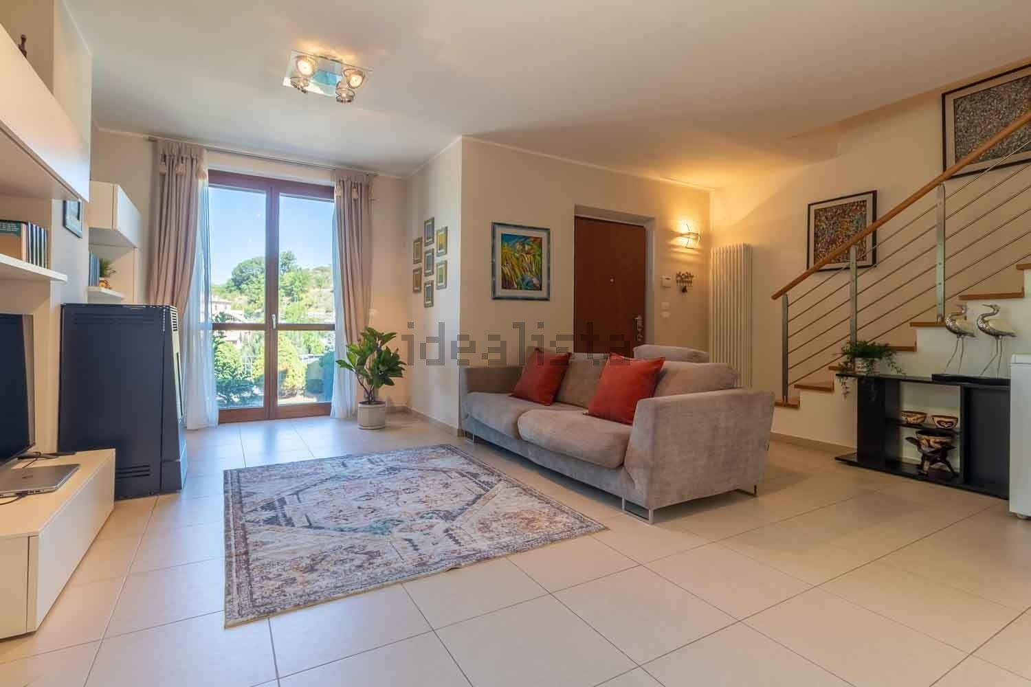 casa indipendente in vendita a Cagli