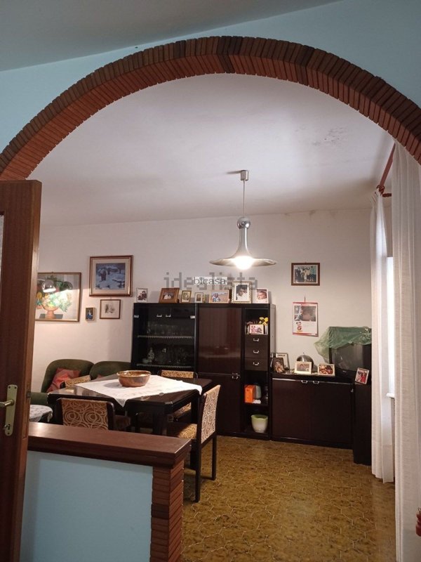 casa indipendente in vendita a Cagli