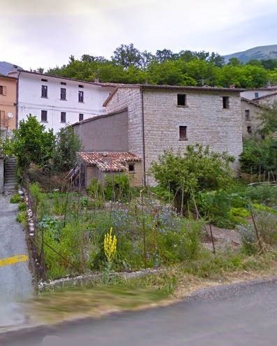 casa semindipendente in vendita a Cantiano in zona Chiaserna