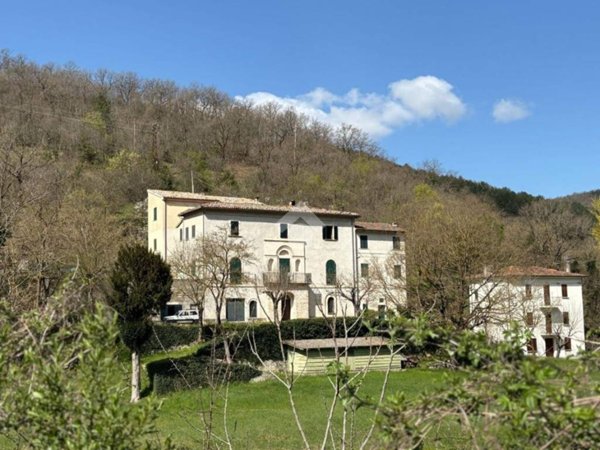 appartamento in vendita a Cantiano