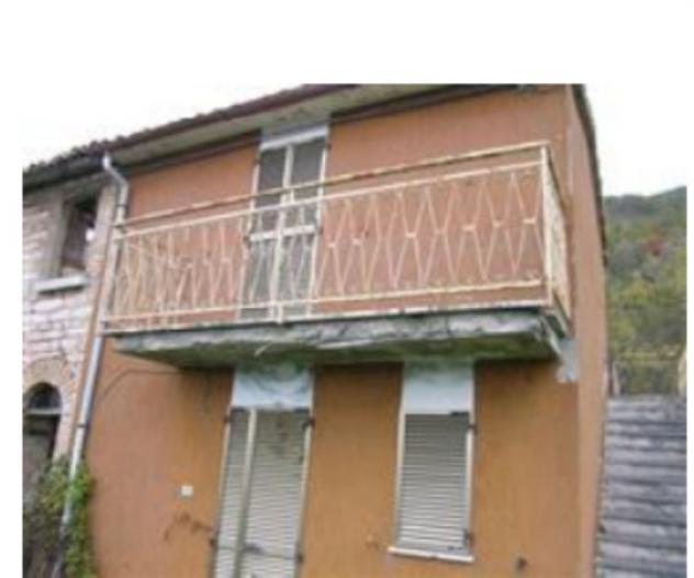 appartamento in vendita a Cantiano in zona Palcano