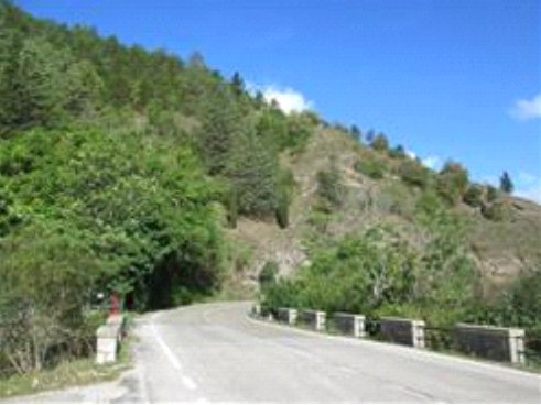 terreno agricolo in vendita a Cantiano in zona San Rocco