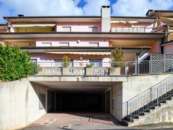 appartamento in vendita a Cantiano in zona Tranquillo