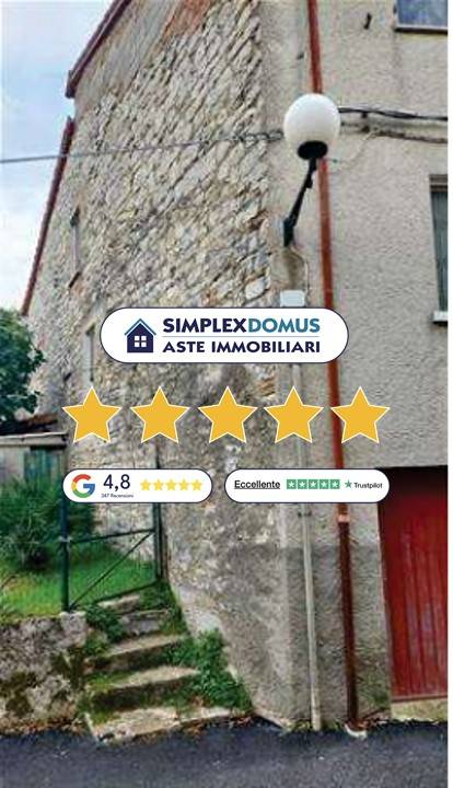 appartamento in vendita a Cantiano in zona Chiaserna