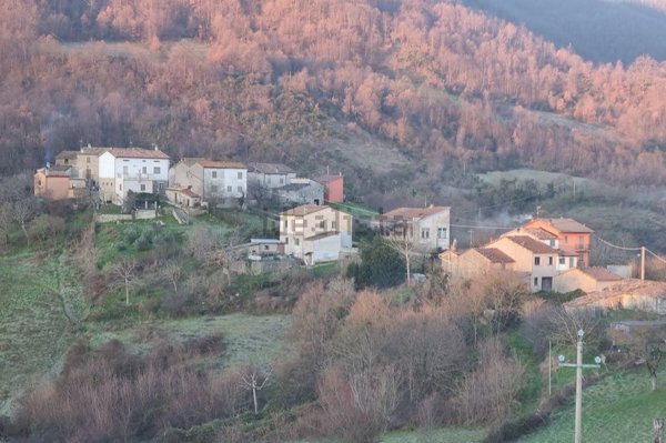 terreno agricolo in vendita a Cantiano in zona Vilano