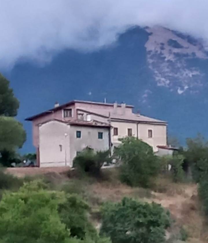 appartamento in vendita a Cantiano in zona Balbano