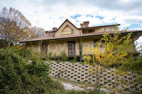 casa indipendente in vendita a Carpegna