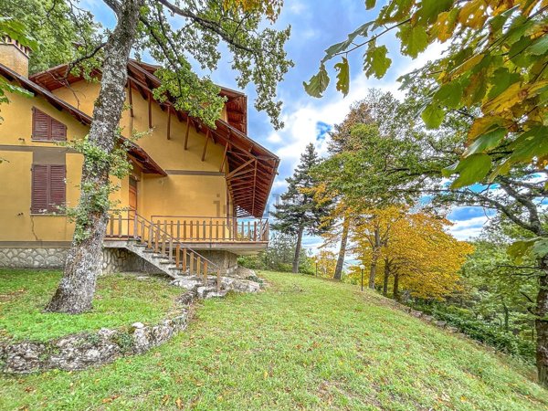 casa indipendente in vendita a Carpegna