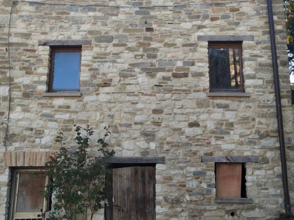 casa indipendente in vendita a Carpegna