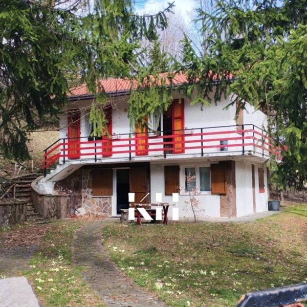 casa indipendente in vendita a Carpegna in zona Genghe