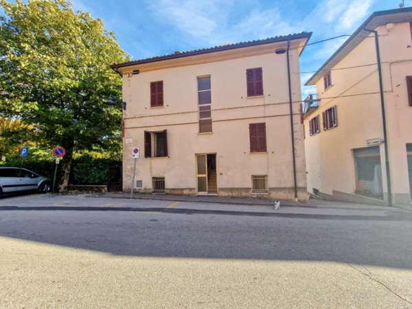 casa indipendente in vendita a Carpegna in zona Genghe