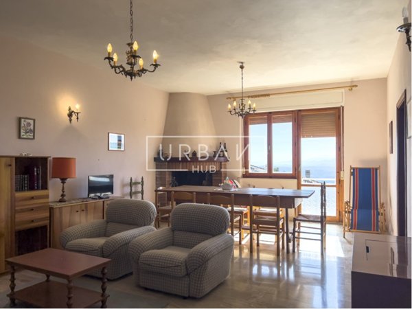 casa indipendente in vendita a Carpegna