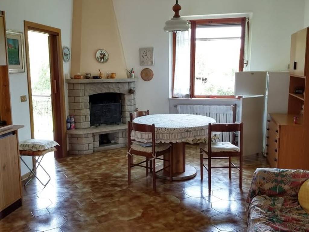 appartamento in vendita a Carpegna in zona Genghe