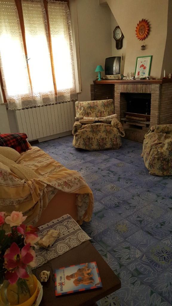 appartamento in vendita a Carpegna in zona Genghe