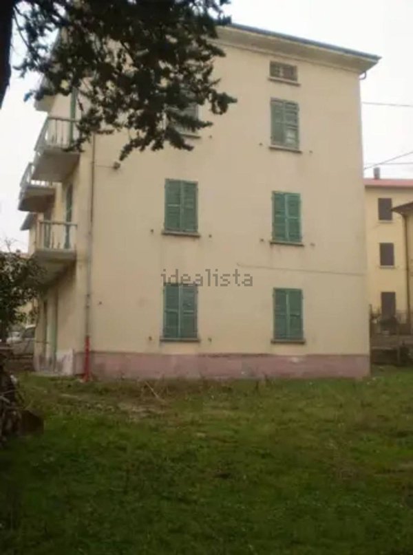 casale in vendita a Carpegna in zona Genghe