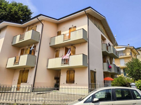 appartamento in vendita a Carpegna in zona Genghe