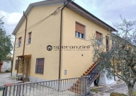 appartamento in vendita a Cartoceto in zona Lucrezia