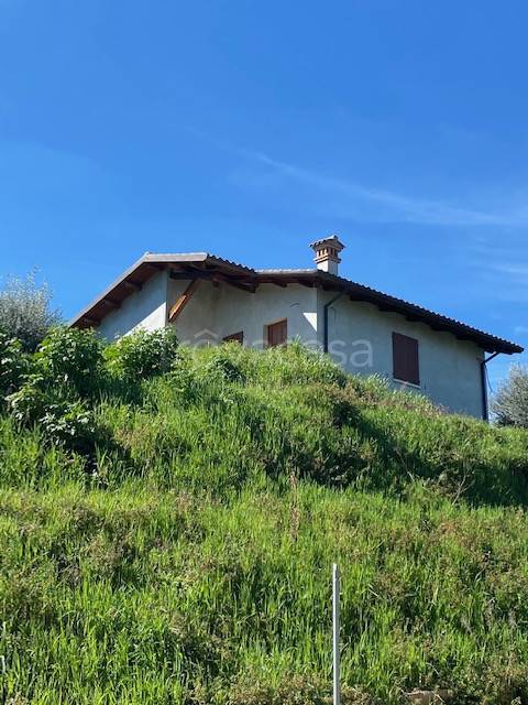 casa indipendente in vendita a Cartoceto