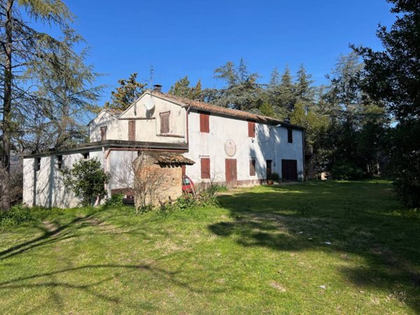 casa indipendente in vendita a Cartoceto