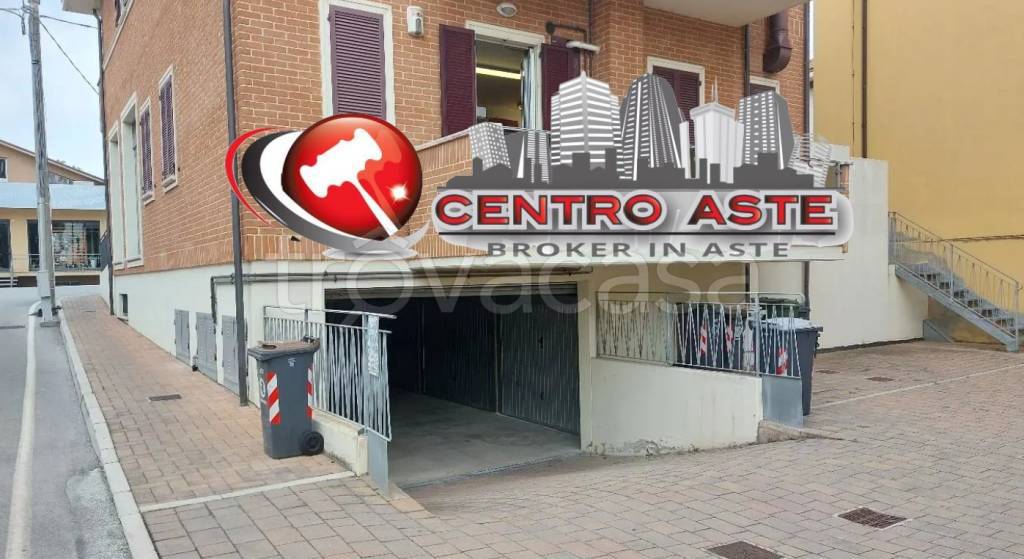 appartamento in vendita a Cartoceto in zona Lucrezia