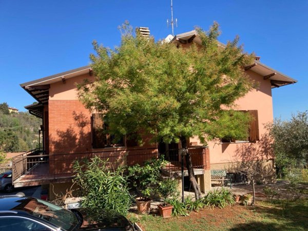 casa indipendente in vendita a Cartoceto