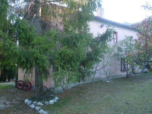 casa indipendente in vendita a Cartoceto