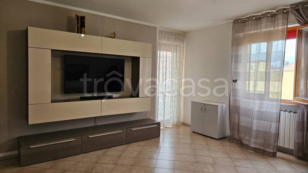 appartamento in vendita a Cartoceto in zona Lucrezia